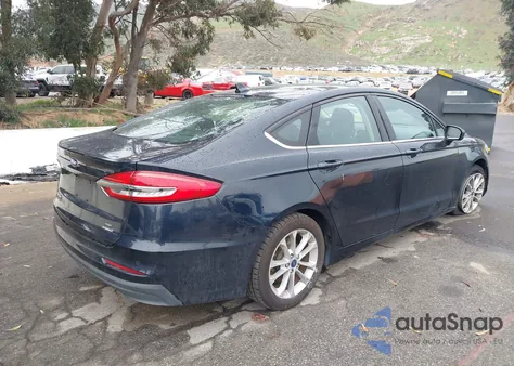 2020 Ford Fusion Hybrid Se z USA, uszkodzony, nr VIN 3FA6P0LU1LR113843